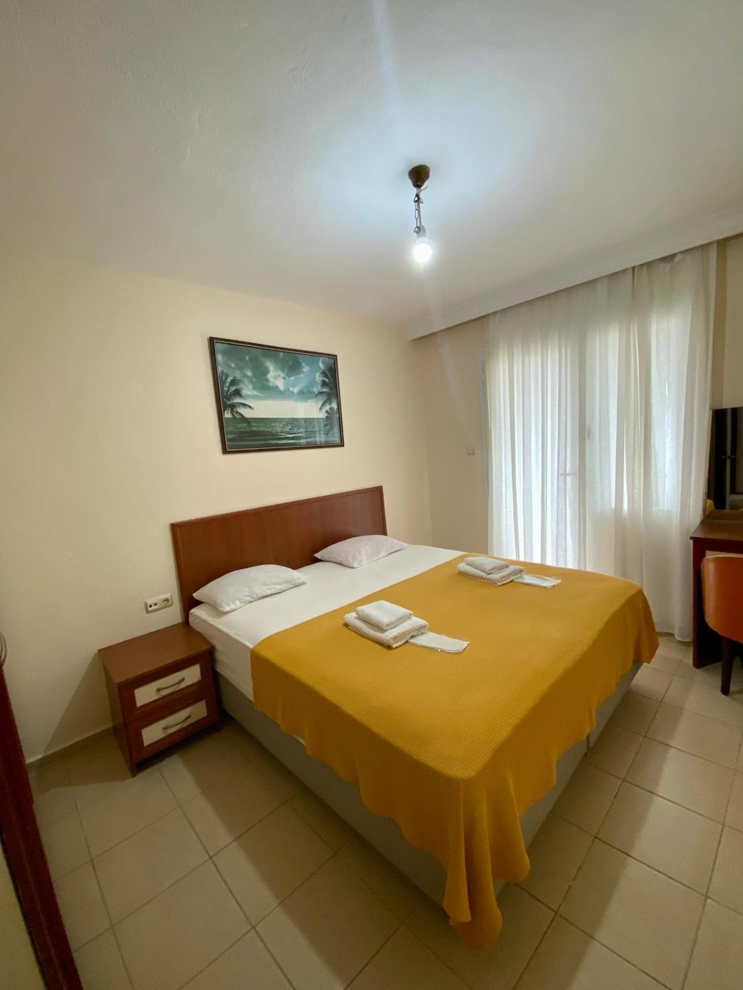 Mandarin Beach Hotel Гумульдур Экстерьер фото